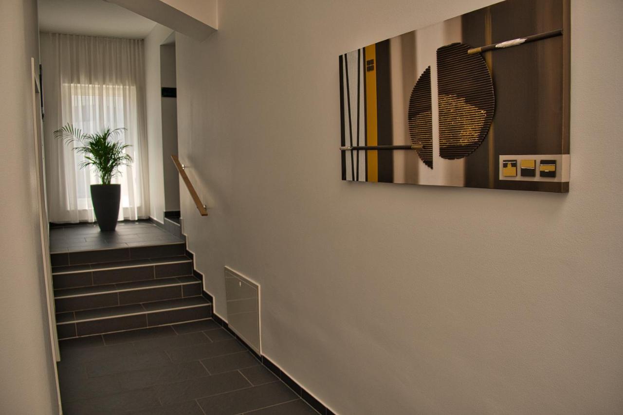 Hotel Garni Ilys Inn Wels Esterno foto
