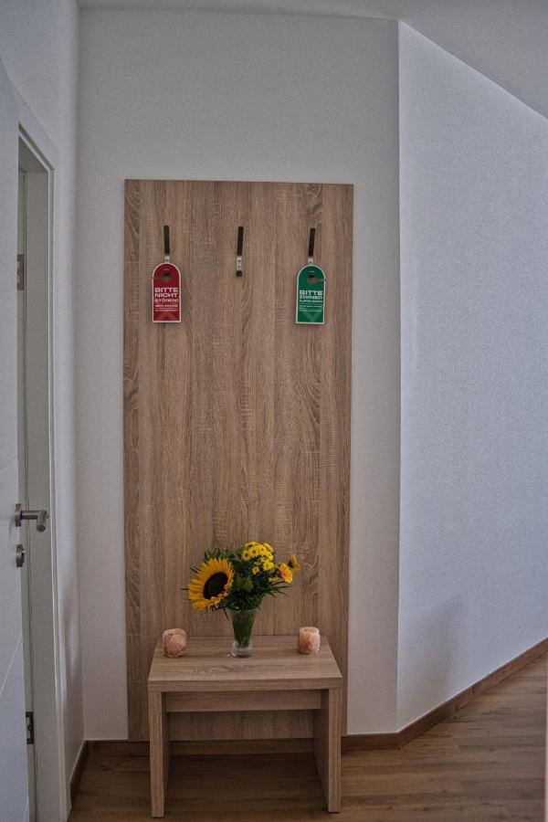 Hotel Garni Ilys Inn Wels Esterno foto