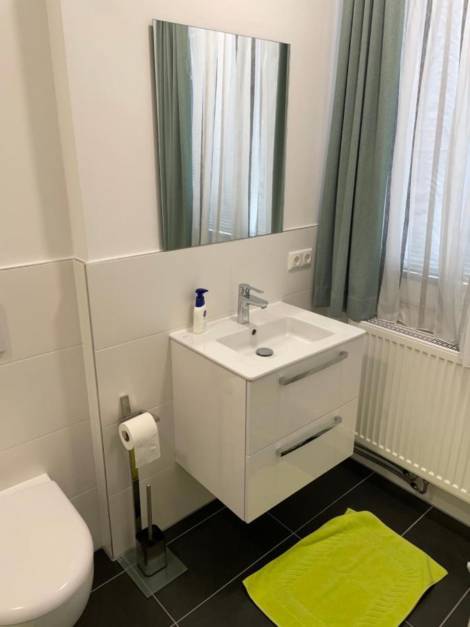 Hotel Garni Ilys Inn Wels Esterno foto